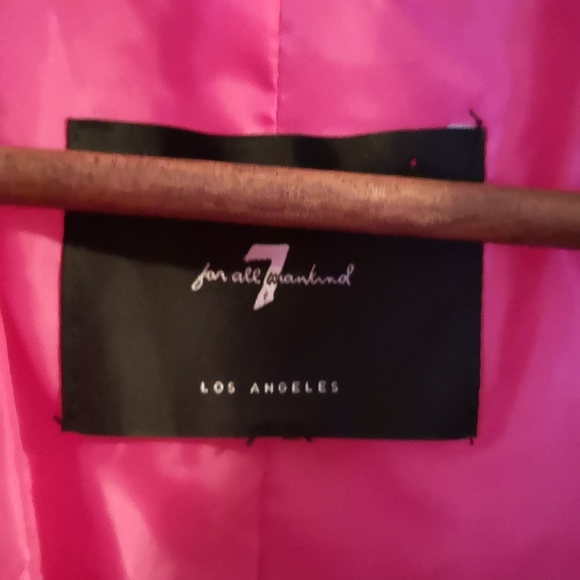 Women's 7 For All Mankind Winter Puffer Coat Crop Square Vibrant Pink Medium P - Picture 2 of 7